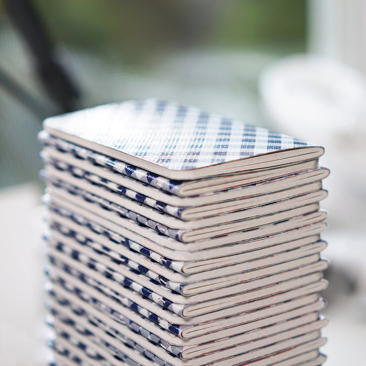 pile of dapper notes